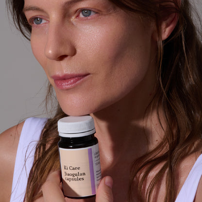 Capsulas de Jiaogulan para un rostro nutrido